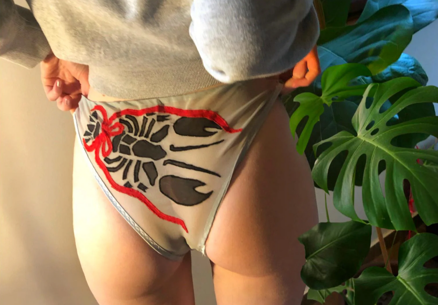 TITIZ Embroidered Pantie - Lobster